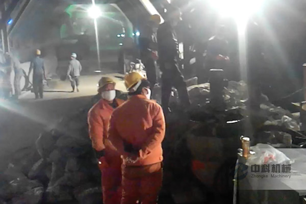 陝西隧（suì）道雙液注漿機施工（gōng）-0