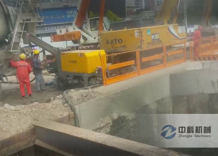 中鐵隧道集團液壓濕噴（pēn）機施工現場（chǎng）-1