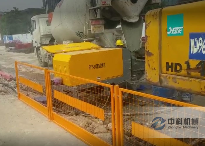 中鐵隧道集團液壓濕噴機施工現場-2