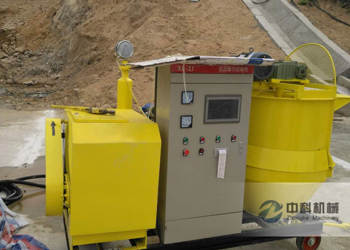 中鐵上海工程局（jú）福廈客專（zhuān）拱頂帶（dài）模注漿一體機施工現場-1