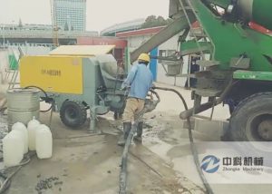 中鐵二十四局液壓濕噴機施工現場