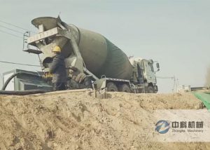 中（zhōng）交二航局ZK700型混凝土濕噴機施工現（xiàn）場