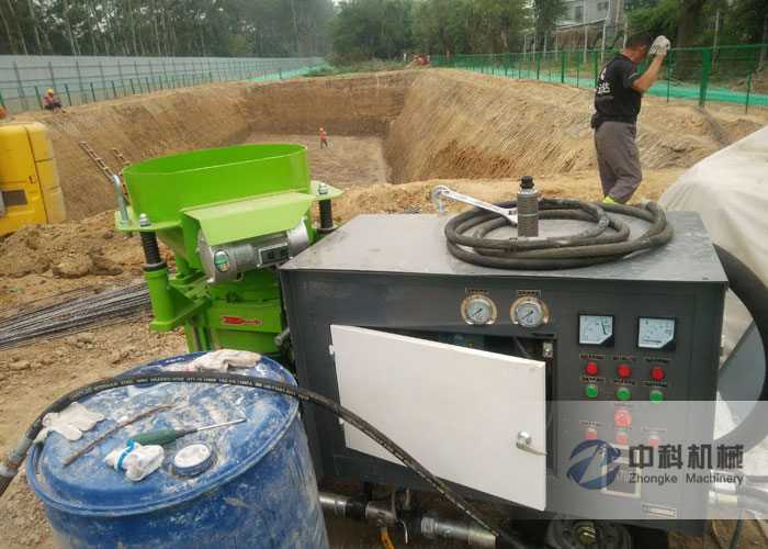 ZK700型（xíng）濕噴機施工（gōng）現場-1