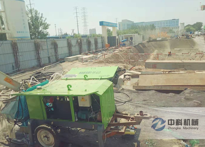 液壓（yā）濕噴機施工現場-1