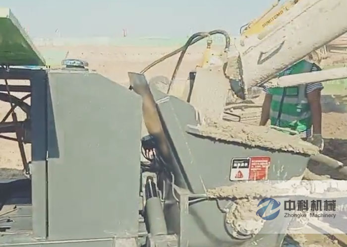 中鐵隧道局液壓濕噴機施工現場（chǎng）-2