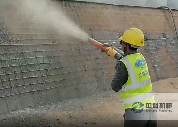 上海寶冶雄安新區基坑支護濕噴機施工（gōng）現場-4