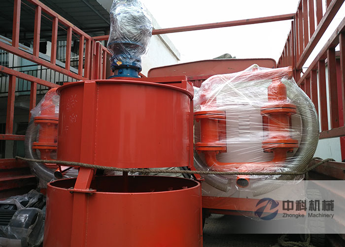 中鐵三局水泥砂漿注漿機、灰漿攪拌機發貨現場