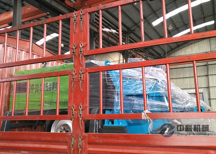 中鐵十二局液壓混（hún）凝土（tǔ）濕噴機發貨現（xiàn）場