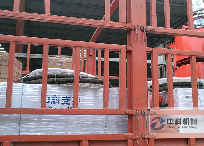 中鐵（tiě）十四局雙液注漿機（jī）、灰漿攪（jiǎo）拌機發（fā）貨現場