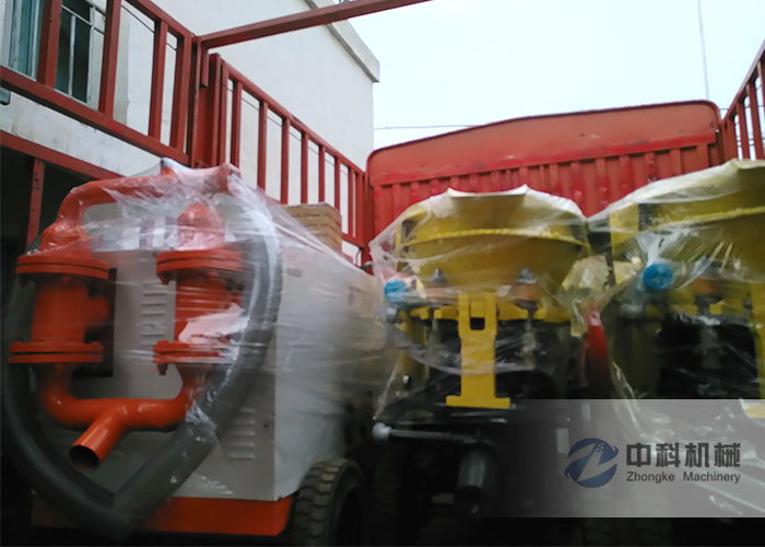 南京水泥砂漿注漿機、PZ-6混凝土噴漿機發（fā）貨現（xiàn）場