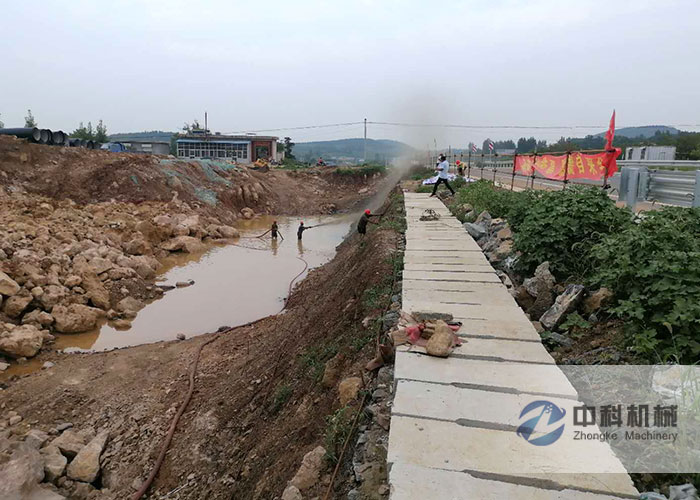 液壓泵送式混凝土濕噴機施工現場-3