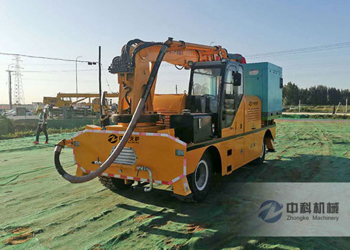 中交一公局混凝土濕（shī）噴（pēn）台（tái）車施工（gōng）現場-1