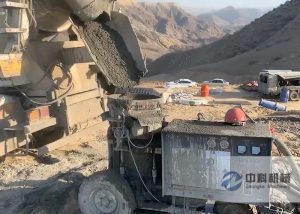 轉子（zǐ）式混凝土濕噴機施工現場