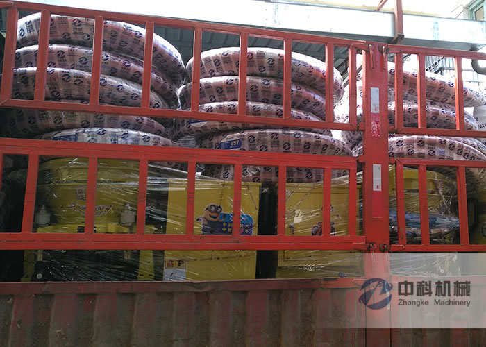 武漢（hàn）PZ-6噴漿機及噴漿機配件發貨現場-0