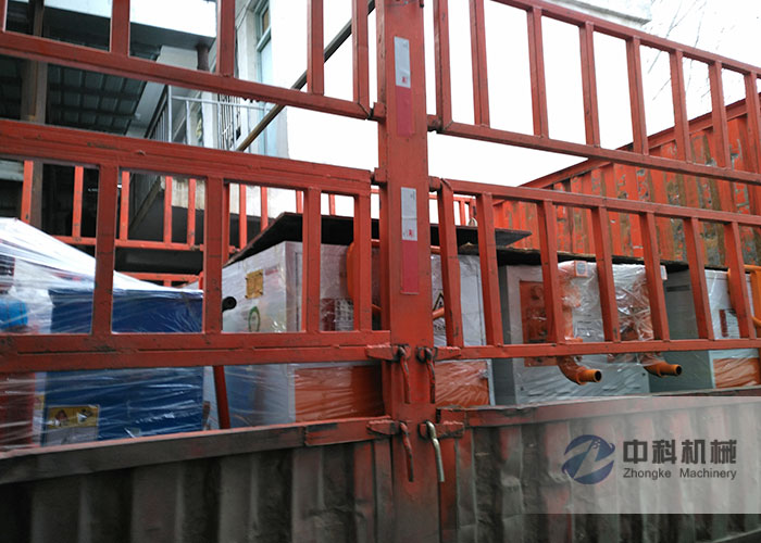 蘭州雙液注漿（jiāng）機、PZ-6噴漿（jiāng）機發貨現場-0