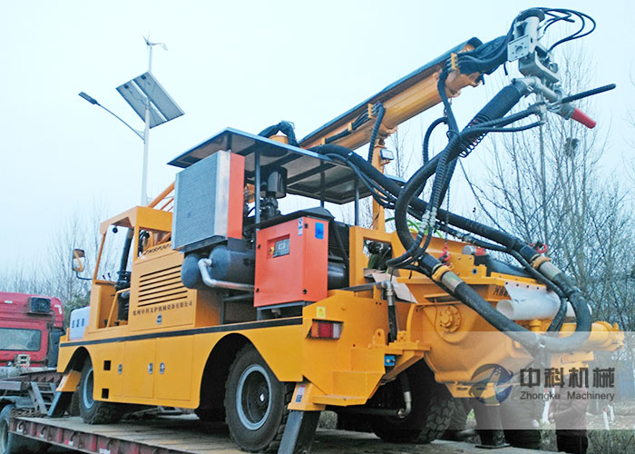 工程底盤混凝土濕噴（pēn）台車發貨現場-1