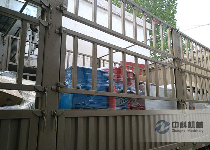 廈門雙液注（zhù）漿機（jī）、PZ-6噴漿機發貨現場-0