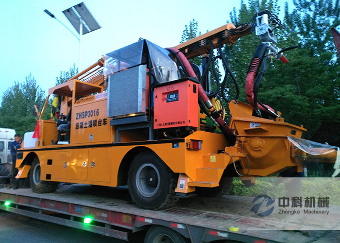 工程底盤混凝土濕噴機械（xiè）手發（fā）貨現場-1