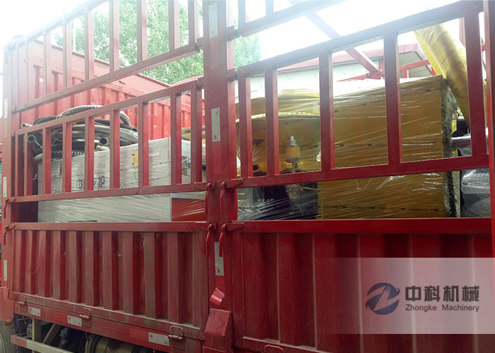 大連雙液注漿機、PZ-7噴漿機發貨現場-0