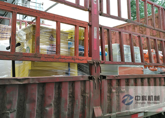 柳州雙液注漿機、PZ-6噴漿機發貨現場-0