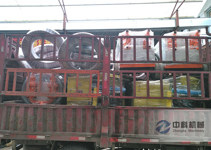 濟（jì）南雙液注漿機、水泥砂漿注漿機、PZ-6噴漿機發貨現場-0