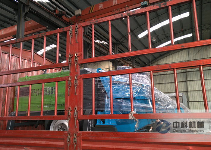 中鐵一（yī）局液壓濕噴機發貨現場-0