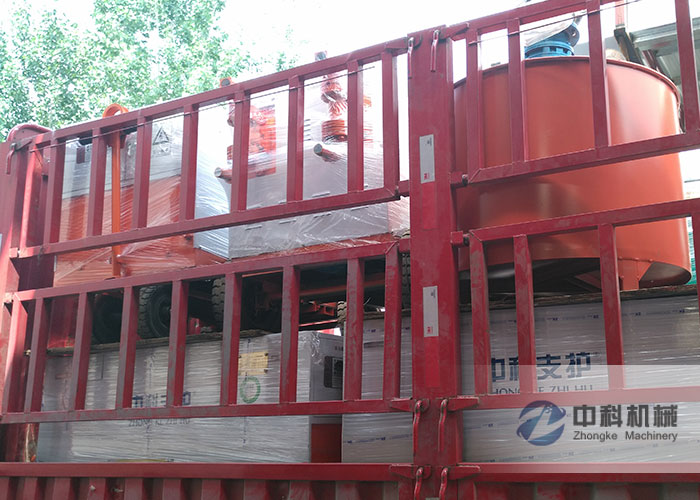 深（shēn）圳雙液注漿機、灰漿攪拌機發貨現場-0