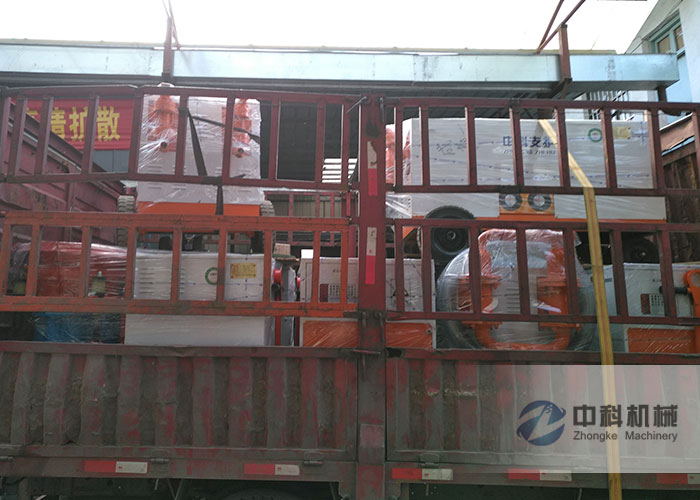 成都雙液注漿機、水（shuǐ）泥砂漿注漿（jiāng）機、PZ-7噴漿機發貨現場-0