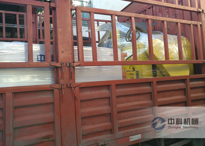 中鐵十一局拱頂帶（dài）模注漿一體（tǐ）機、雙液（yè）注漿機發貨現場-0