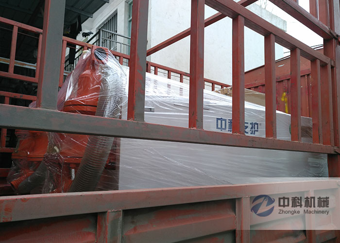 中鐵十一（yī）局水泥砂漿注漿機發貨現場-0