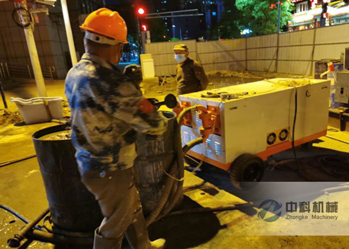 雙液（yè）壓注漿機（jī）施工現場（chǎng）-1