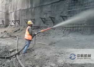 小型濕（shī）式液（yè）壓混（hún）凝土噴漿機施工視頻