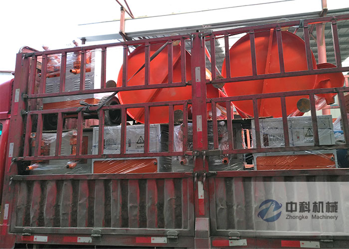 成都雙液注（zhù）漿機（jī）、灰漿攪拌（bàn）機發貨現場-0