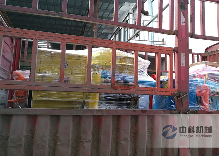 南昌（chāng）雙液注漿機、PZ-6混（hún）凝土噴（pēn）漿機發貨（huò）現場-0