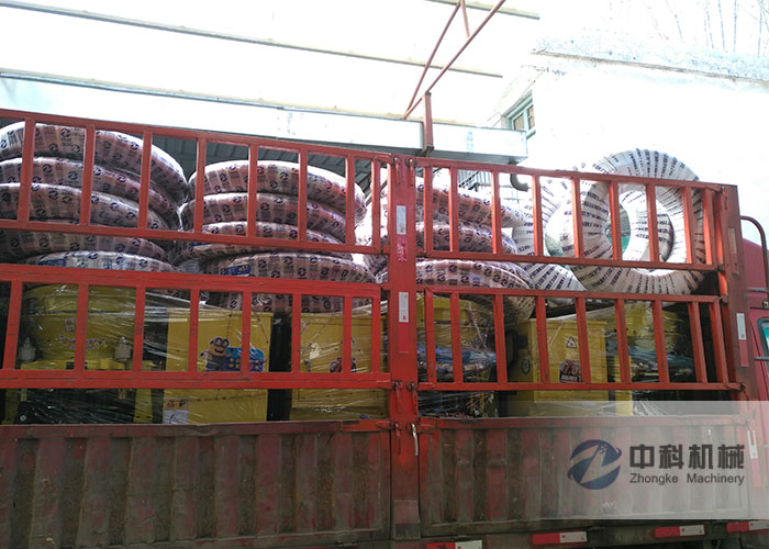 濟南PZ-6混凝土噴漿機（jī）及噴漿機配件發貨（huò）現場-0