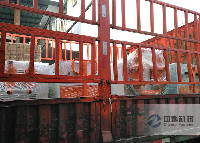 廣州雙液注漿機、水泥砂漿注漿（jiāng）機發貨現場