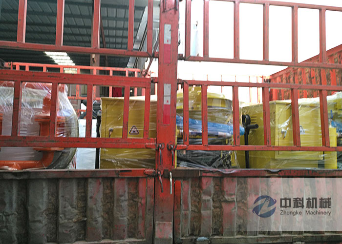 太原水泥砂漿注漿機、PZ-6混凝土（tǔ）噴漿（jiāng）機（jī）發貨現場