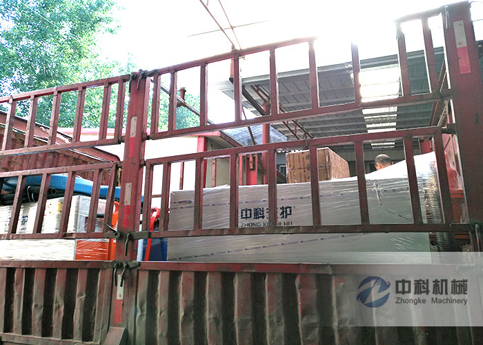 南寧雙液注（zhù）漿機、雙缸液壓砂漿泵發貨現場-0