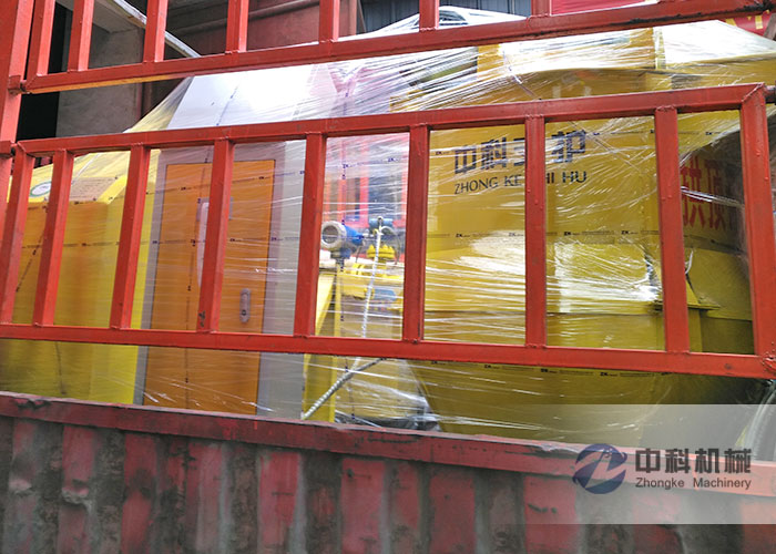 福州拱頂帶模注漿一體機發貨現場-0