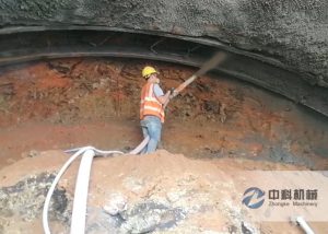 隧（suì）道車（chē）載式（shì）濕噴機施工視頻