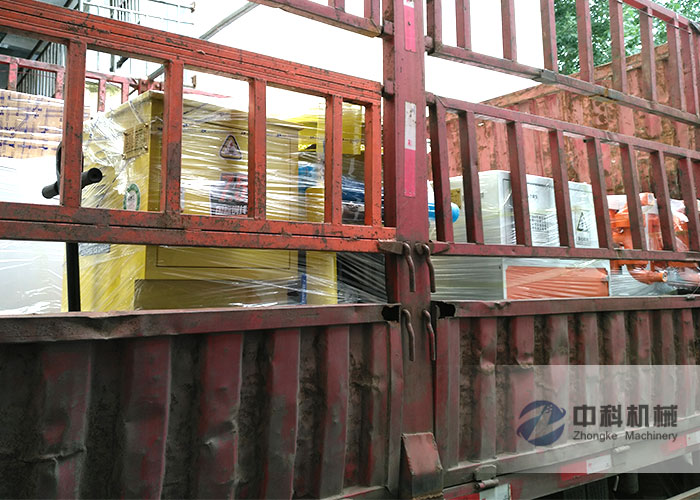 廈門雙液注漿機、PZ-6混凝（níng）土（tǔ）噴漿（jiāng）機發貨現場