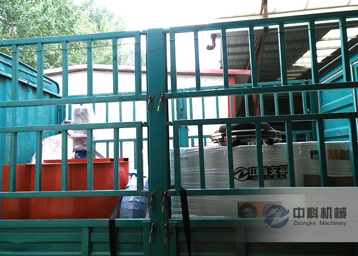 雙液注（zhù）漿機、注漿加固鑽機、灰漿攪拌機成套設（shè）備發貨現場