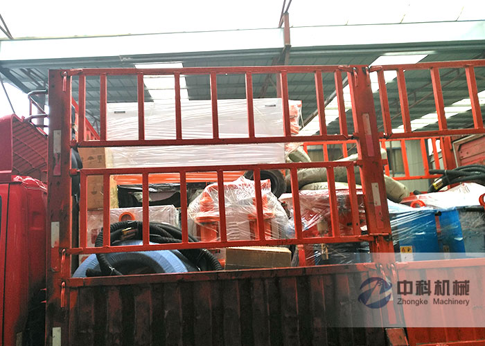 南寧雙液注漿機、雙缸液（yè）壓砂漿泵、PZ-6噴漿機（jī）發貨現場