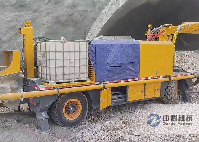 隧道用混凝土濕（shī）噴台車施（shī）工現場-0