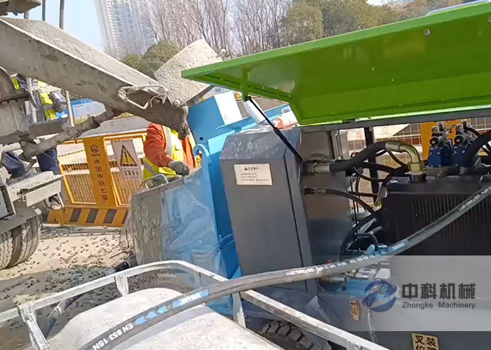 GYP-90A液壓混凝土濕噴機施工現（xiàn）場-1