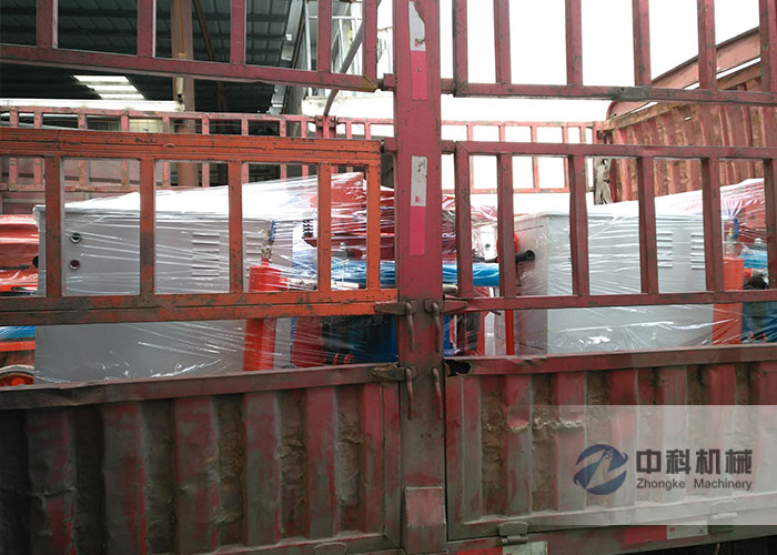 西安PZ-7混凝土噴漿機及噴漿機配件發貨現場（chǎng）-0