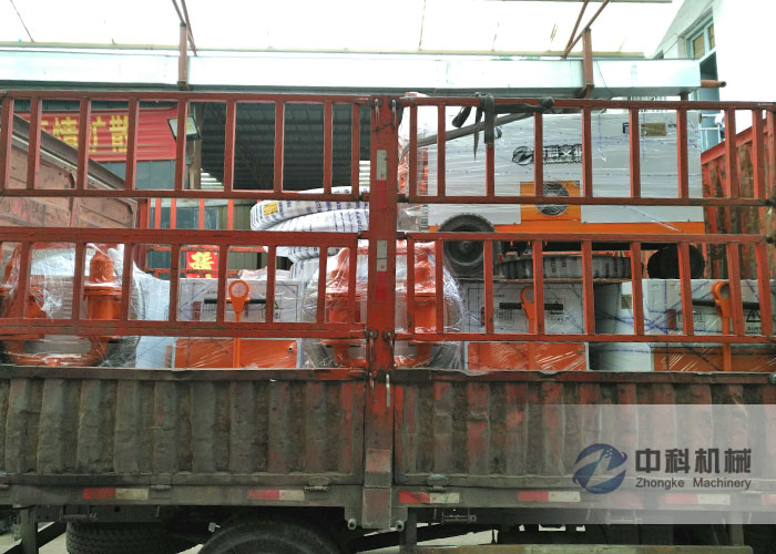 濟（jì）南雙（shuāng）液注漿機、水泥砂漿注漿機發貨現場