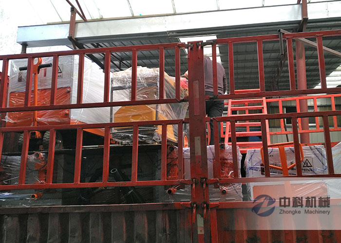 天津雙液注漿機、螺（luó）杆砂漿灌漿泵（bèng）發貨現場