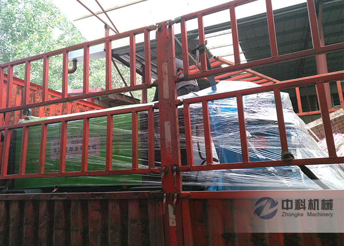 90A小型（xíng）液壓（yā）混凝土濕噴機發貨現場