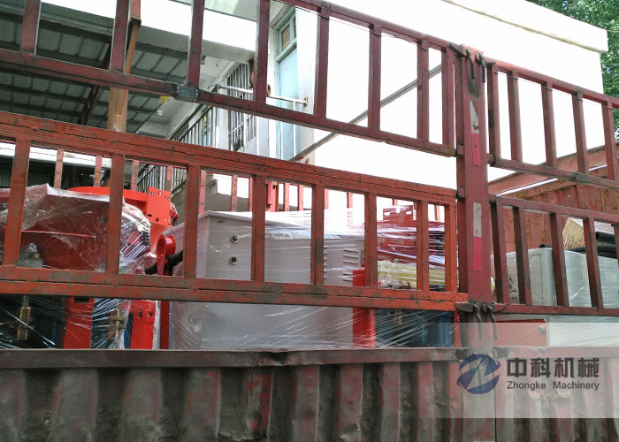 長沙雙液注漿機、PZ-7混凝土噴漿機發貨現場